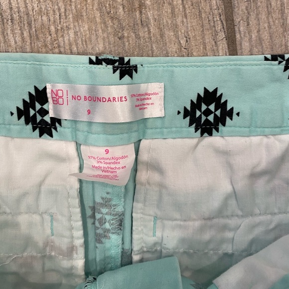 Cute Print Shorts Lot - 2 Pairs - Picture 3 of 6